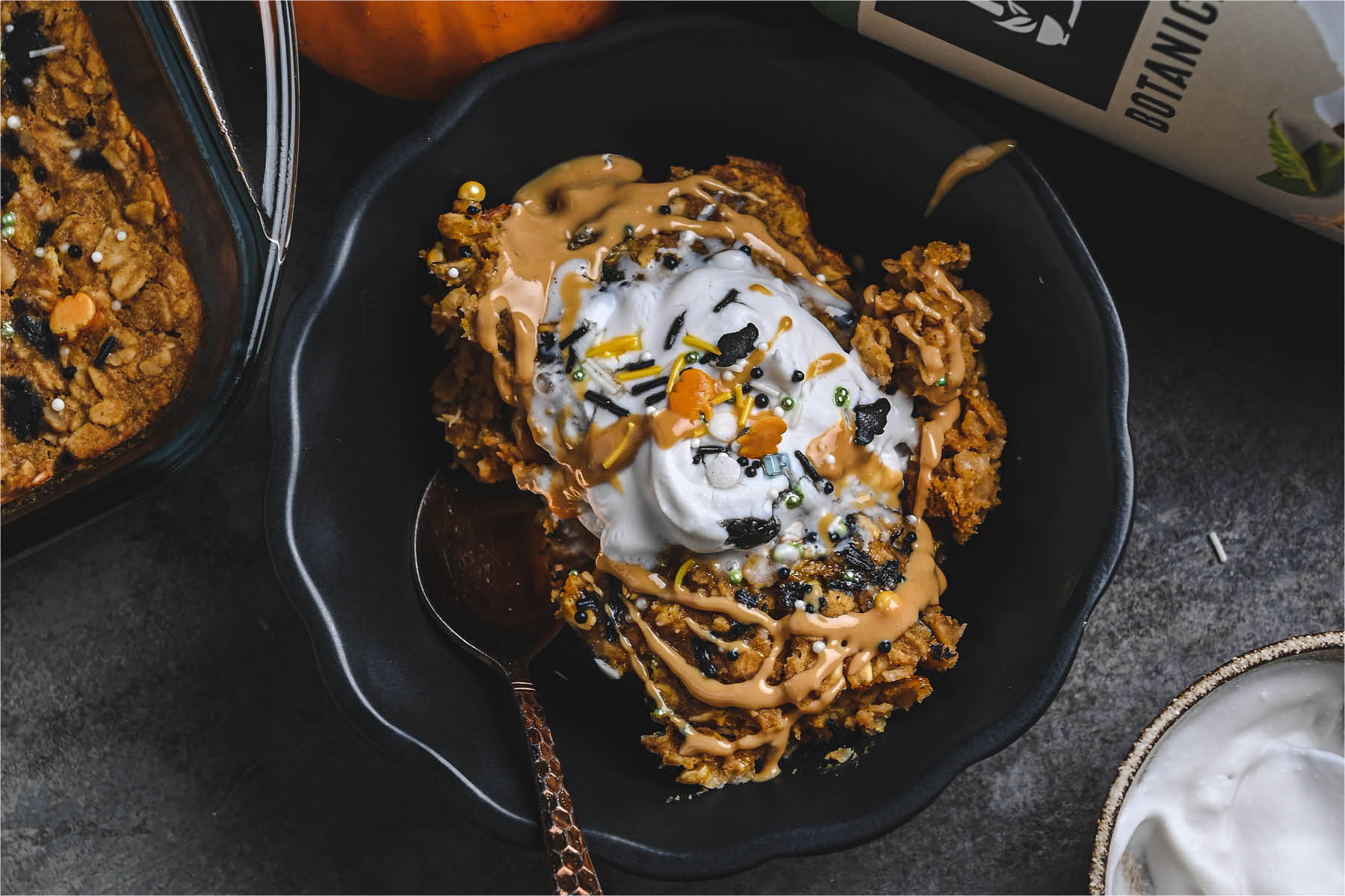 pumpkin baked oats feature image